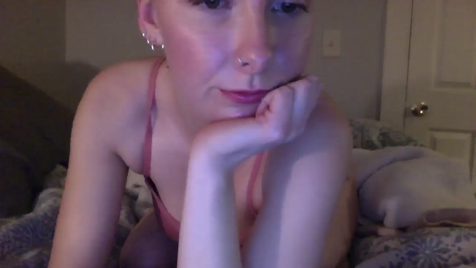 Gallery image thumbnail from Peachyk33n's myfreecams stream on, 03/04/2025, 05:30 image 5 of 20