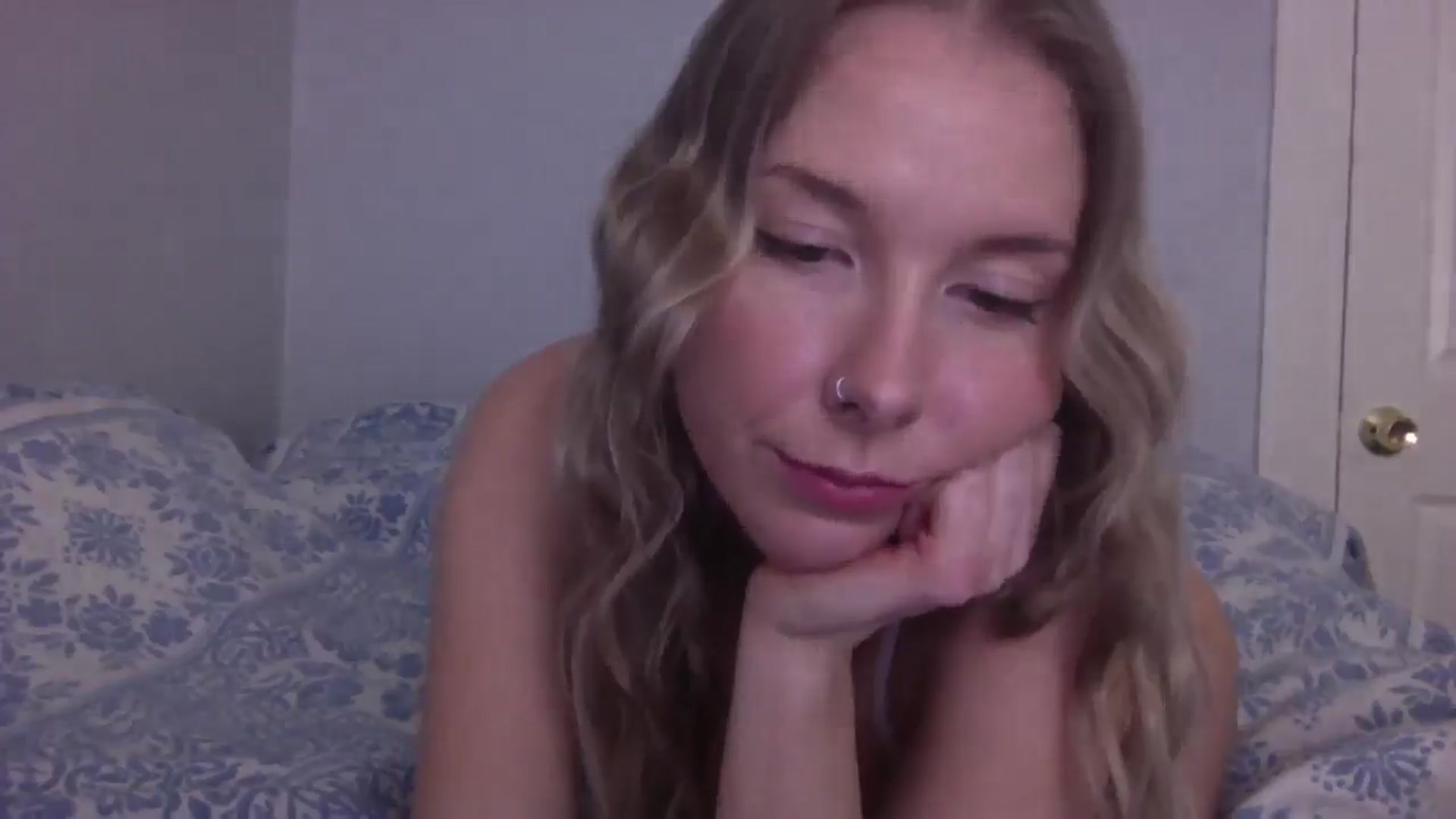 Gallery image thumbnail from Peachyk33n's myfreecams stream on, 03/04/2025, 22:12 image 7 of 20