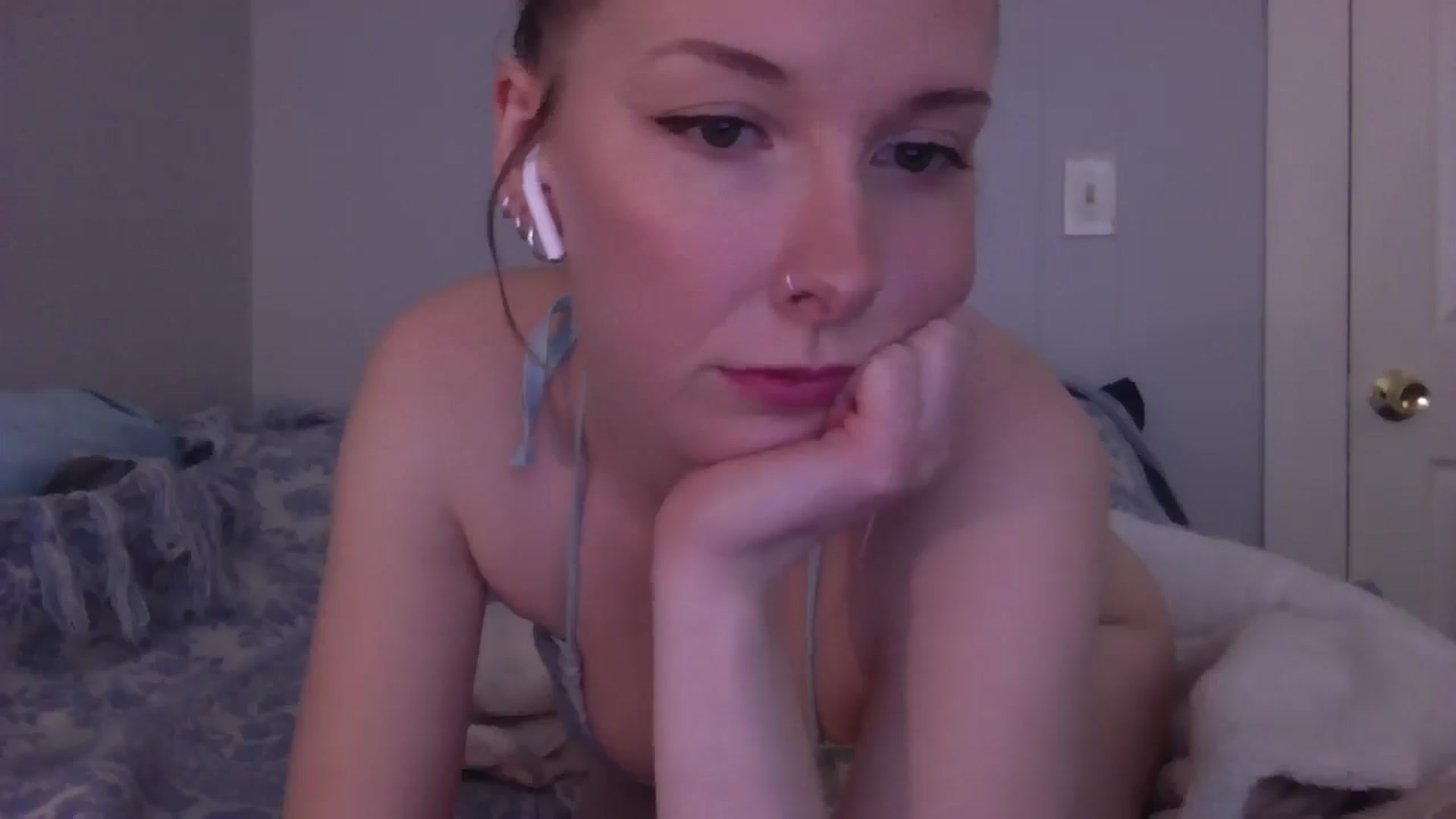 Gallery image thumbnail from Peachyk33n's myfreecams stream on, 03/12/2025, 23:19 image 20 of 20