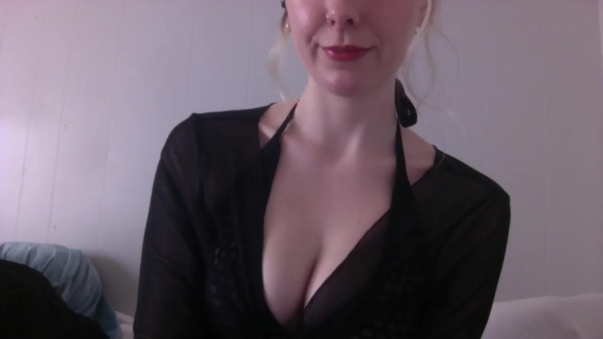 Gallery image thumbnail from Peachyk33n's myfreecams stream on, 04/04/2026, 01:19 image 2 of 20
