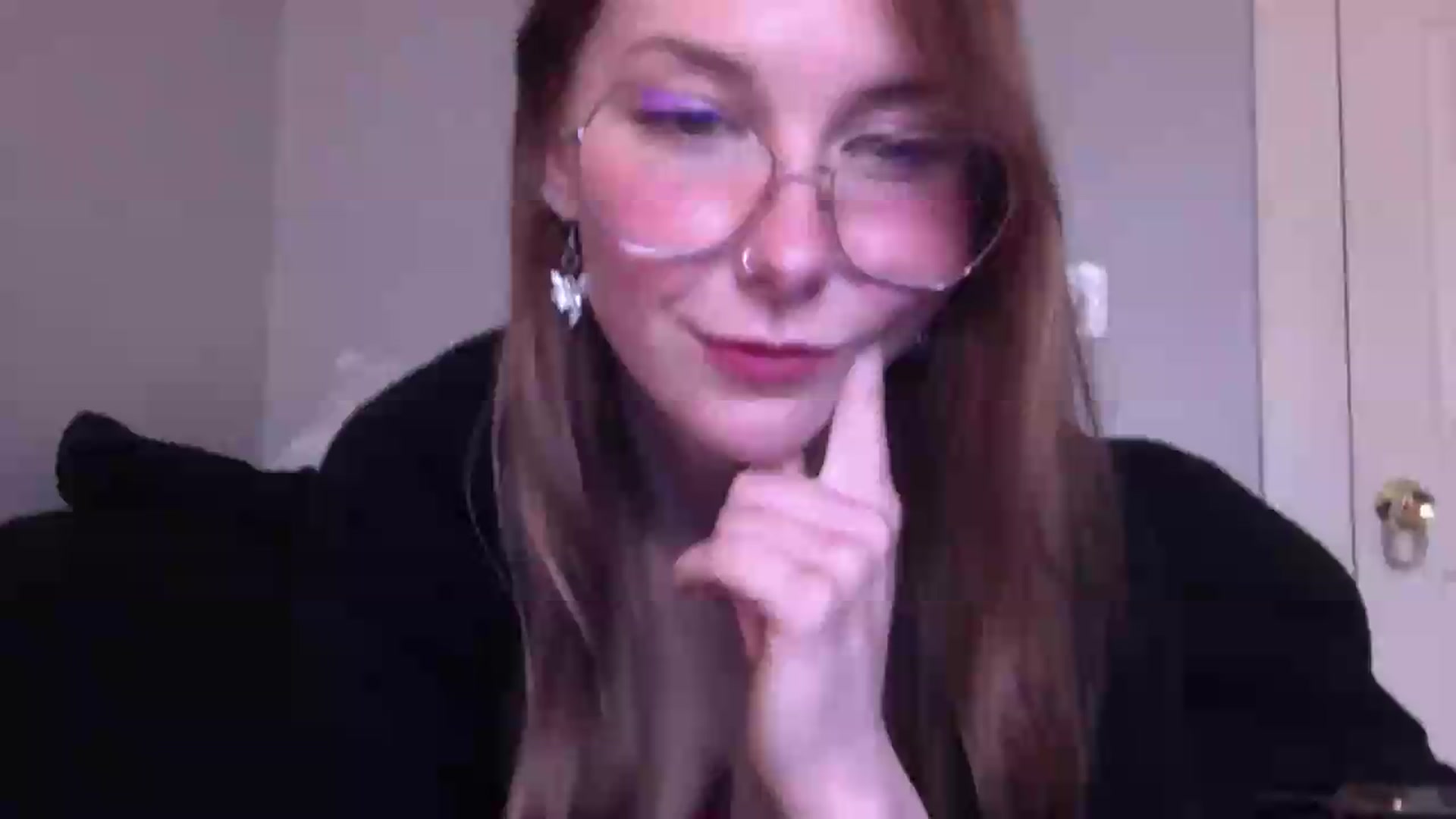 Gallery image thumbnail from Peachyk33n's myfreecams stream on, 06/29/2026, 01:49 image 6 of 20