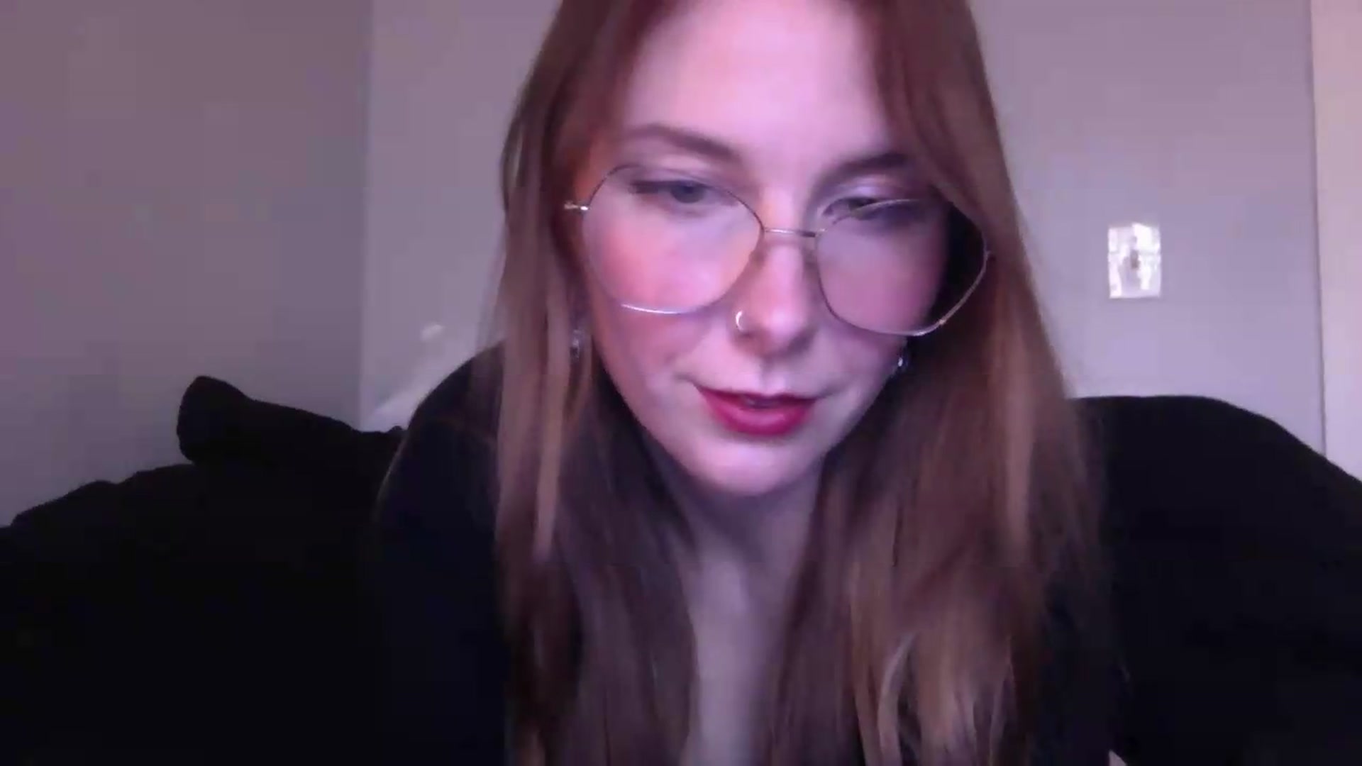Gallery image thumbnail from Peachyk33n's myfreecams stream on, 06/29/2026, 01:49 image 17 of 20