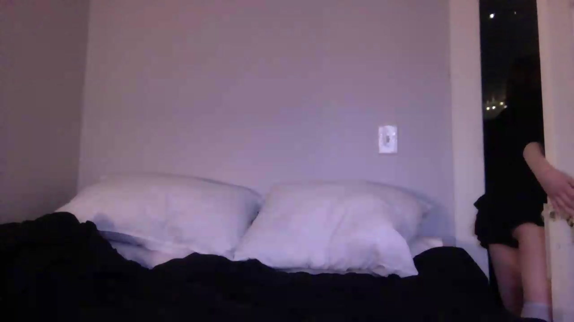 Gallery image thumbnail from Peachyk33n's myfreecams stream on, 06/29/2026, 03:22 image 20 of 20