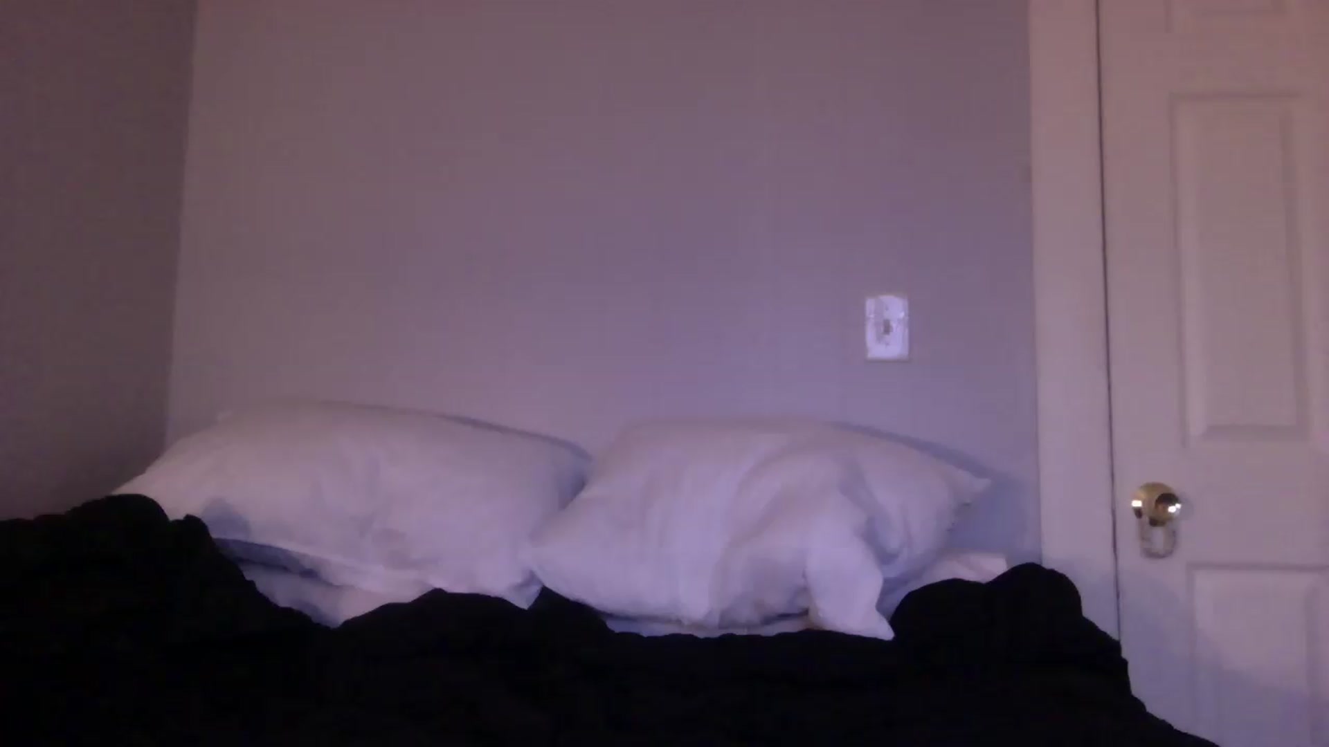 Gallery image thumbnail from Peachyk33n's myfreecams stream on, 06/29/2026, 03:22 image 17 of 20