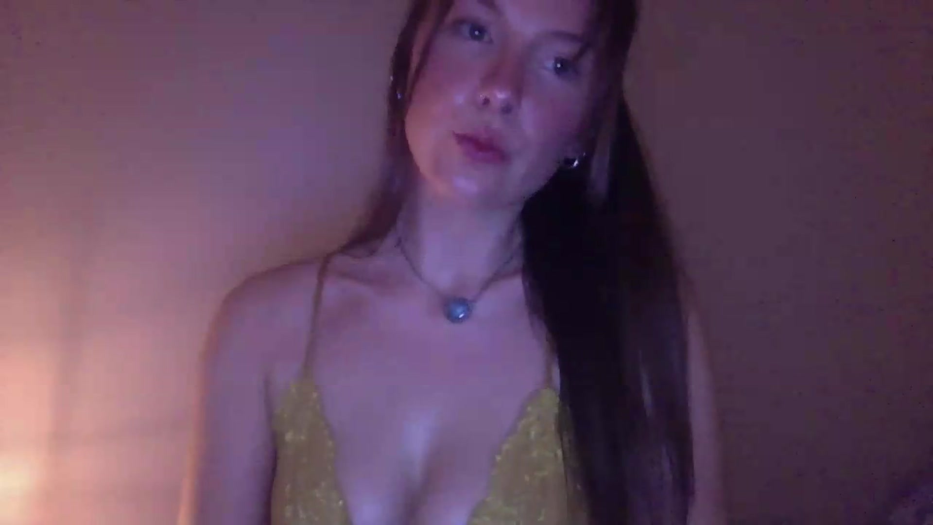 Gallery image thumbnail from Peachyk33n's myfreecams stream on, 07/21/2026, 04:34 image 4 of 20
