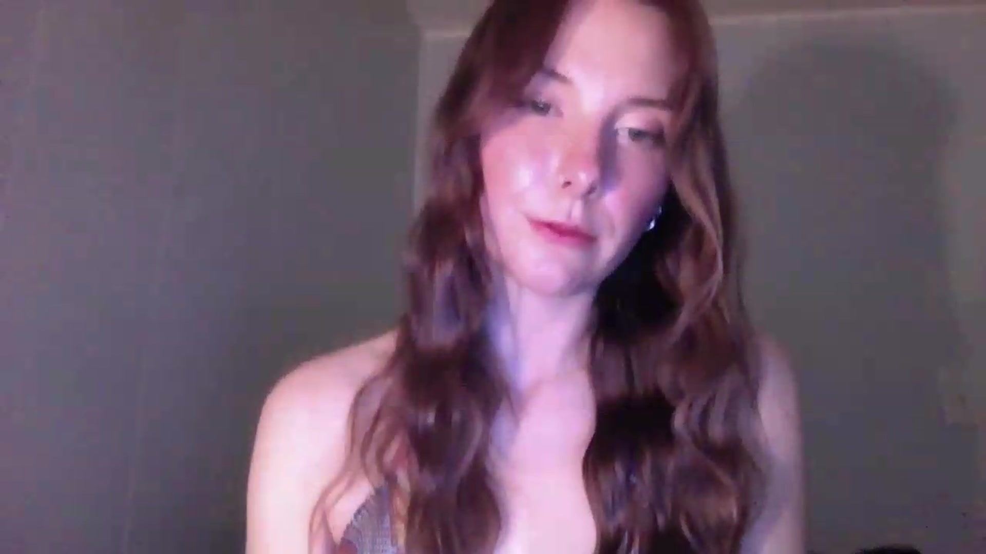 Gallery image thumbnail from Peachyk33n's myfreecams stream on, 08/31/2026, 03:09 image 7 of 20