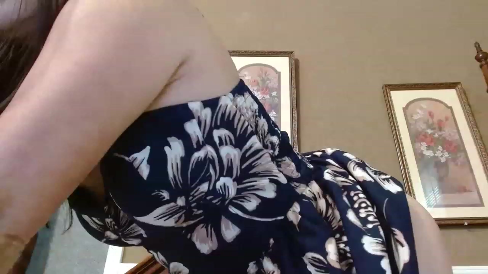 Gallery image thumbnail from PearlAsia's myfreecams stream on, 05/02/2023, 16:37 image 12 of 20