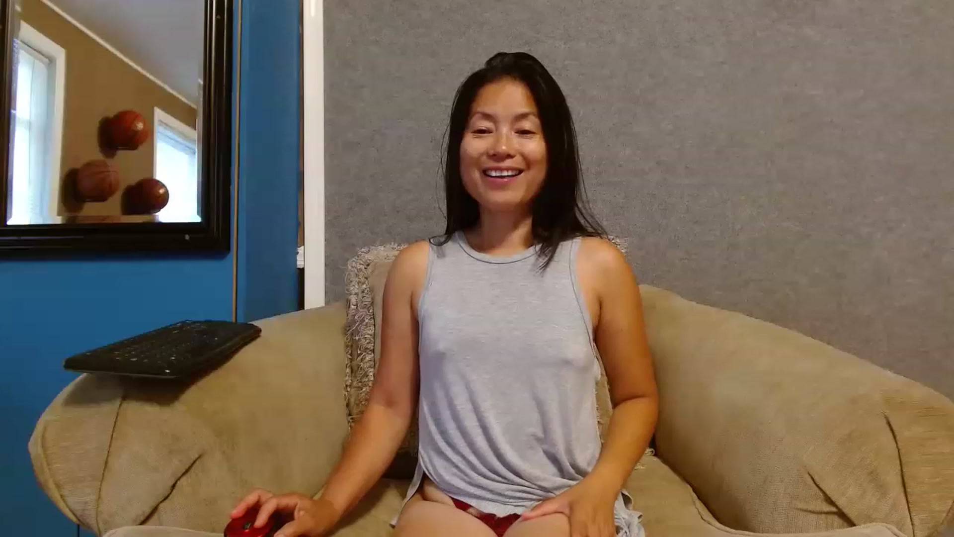 Gallery image thumbnail from PearlAsia's myfreecams stream on, 06/12/2023, 14:51 image 14 of 20