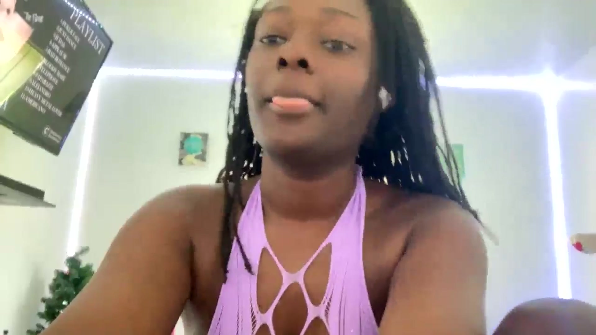 Gallery image thumbnail from PediiPuddles's myfreecams stream on, 08/01/2024, 19:06 image 3 of 20
