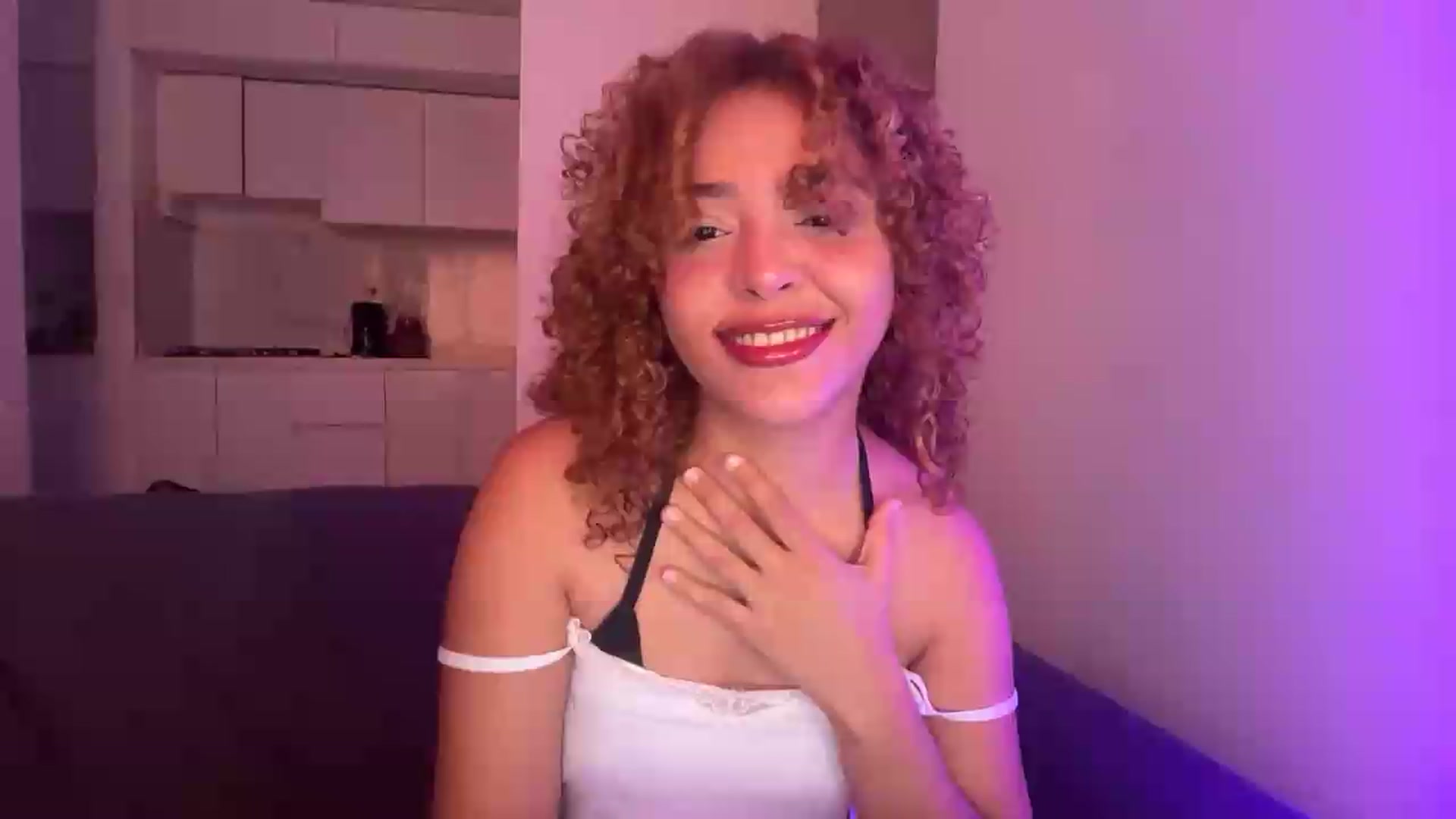 Gallery image thumbnail from PeekyPixie's myfreecams stream on, 09/19/2026, 17:03 image 1 of 20