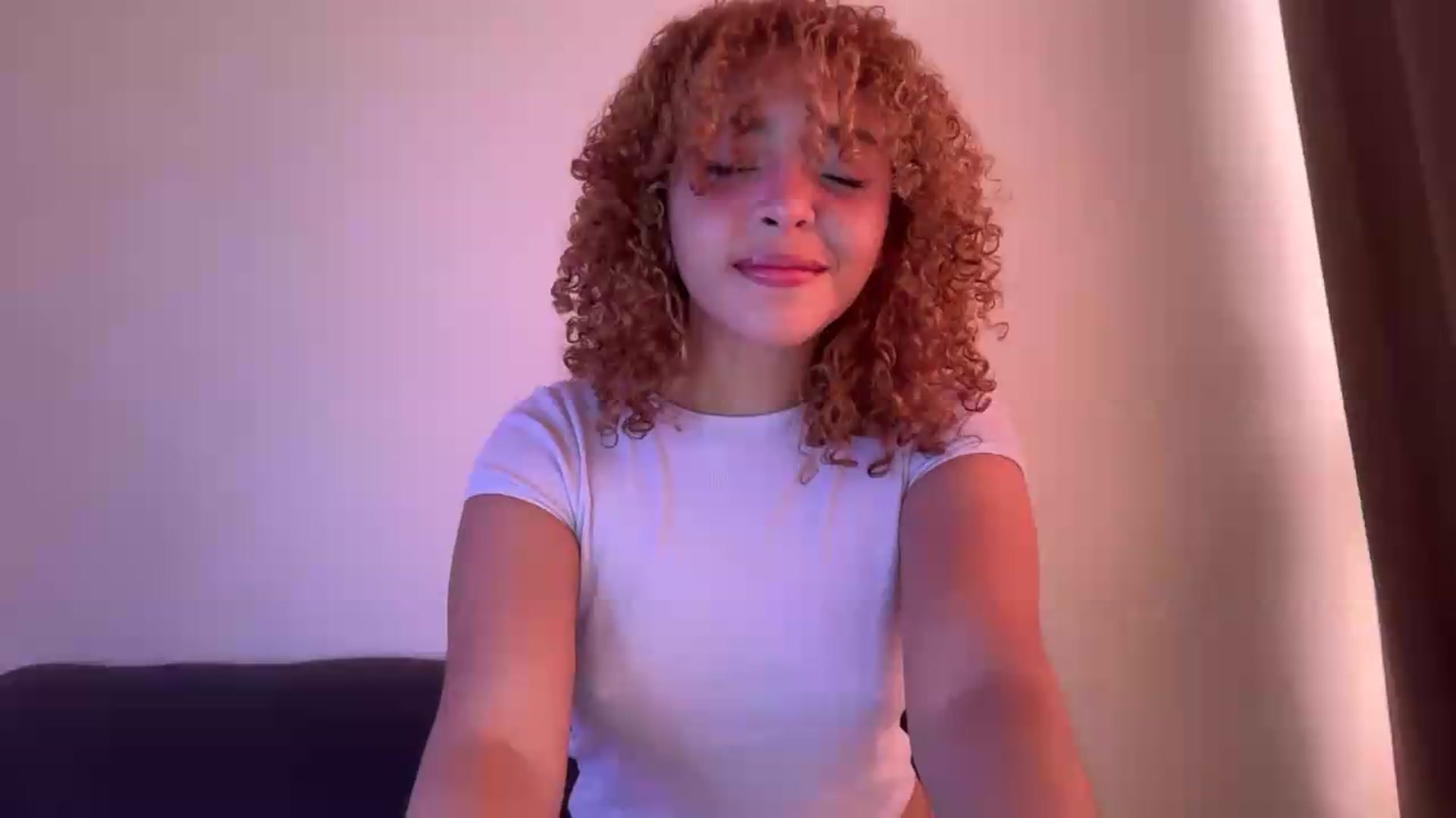 Gallery image thumbnail from PeekyPixie's myfreecams stream on, 09/20/2026, 17:05 image 9 of 20