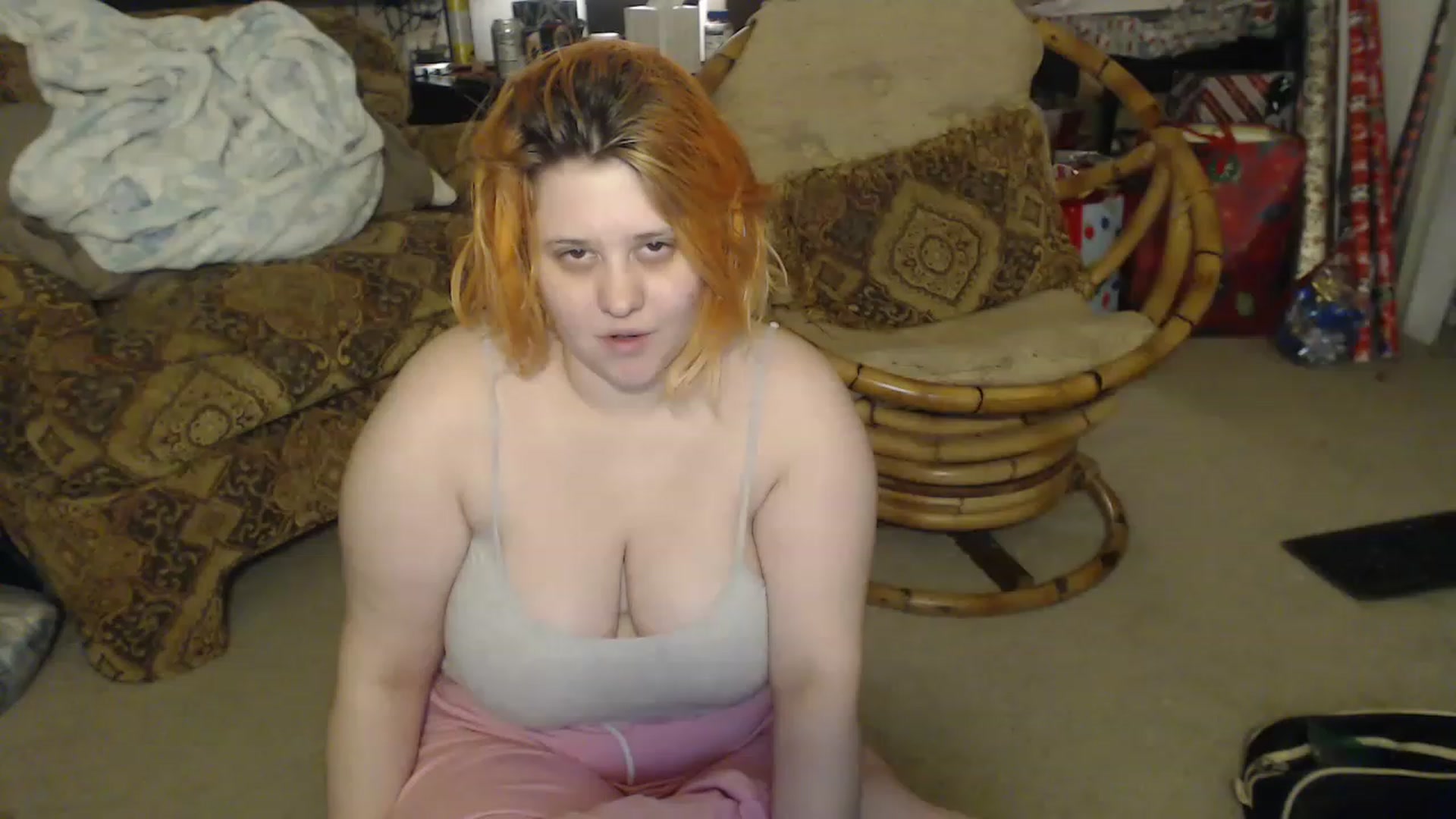 Gallery image thumbnail from PenelopeMars's myfreecams stream on, 12/12/2022, 08:52 image 1 of 20
