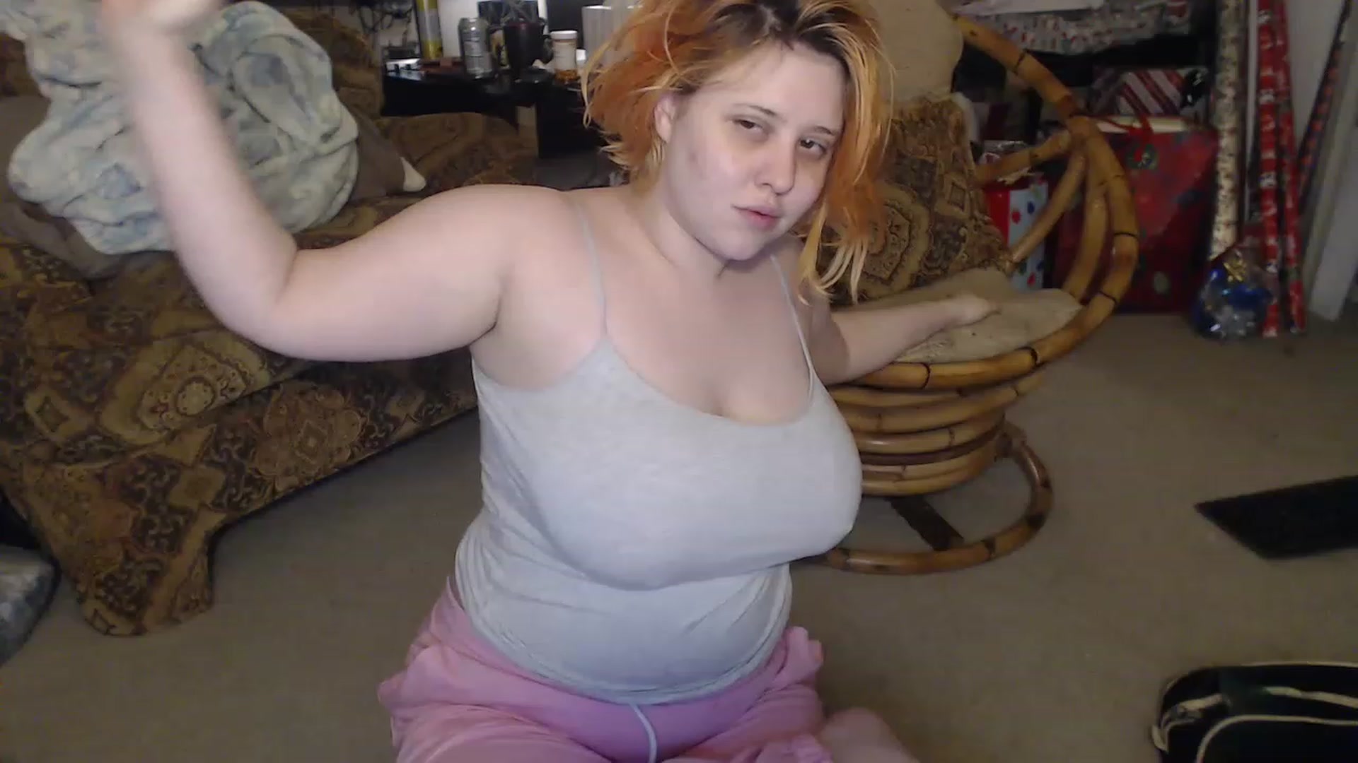 Gallery image thumbnail from PenelopeMars's myfreecams stream on, 12/12/2022, 08:52 image 11 of 20