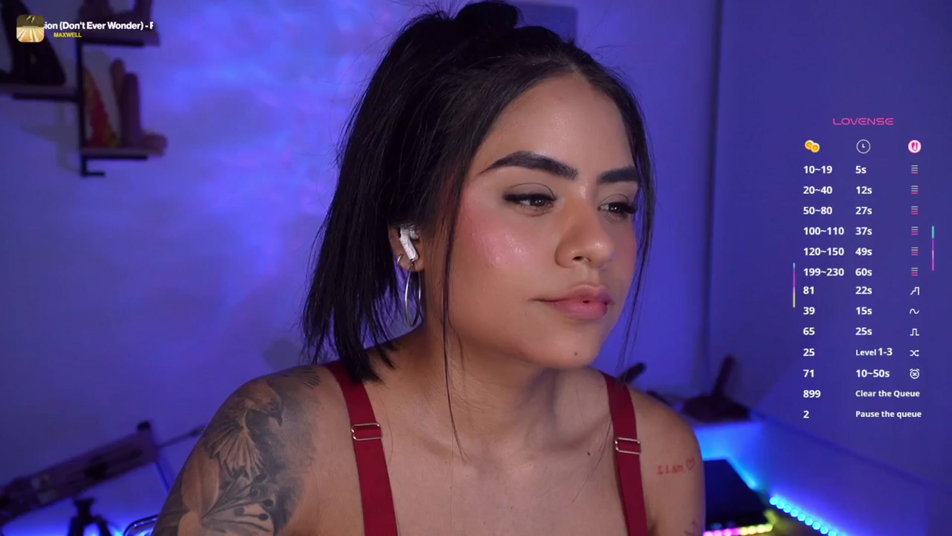 Gallery image thumbnail from Penelope_sexx's myfreecams stream on, 05/16/2025, 24:53 image 18 of 20