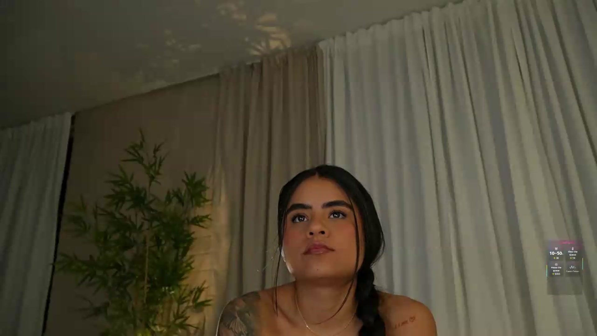 Gallery image thumbnail from Penelope_sexx's myfreecams stream on, 07/12/2026, 01:29 image 9 of 20