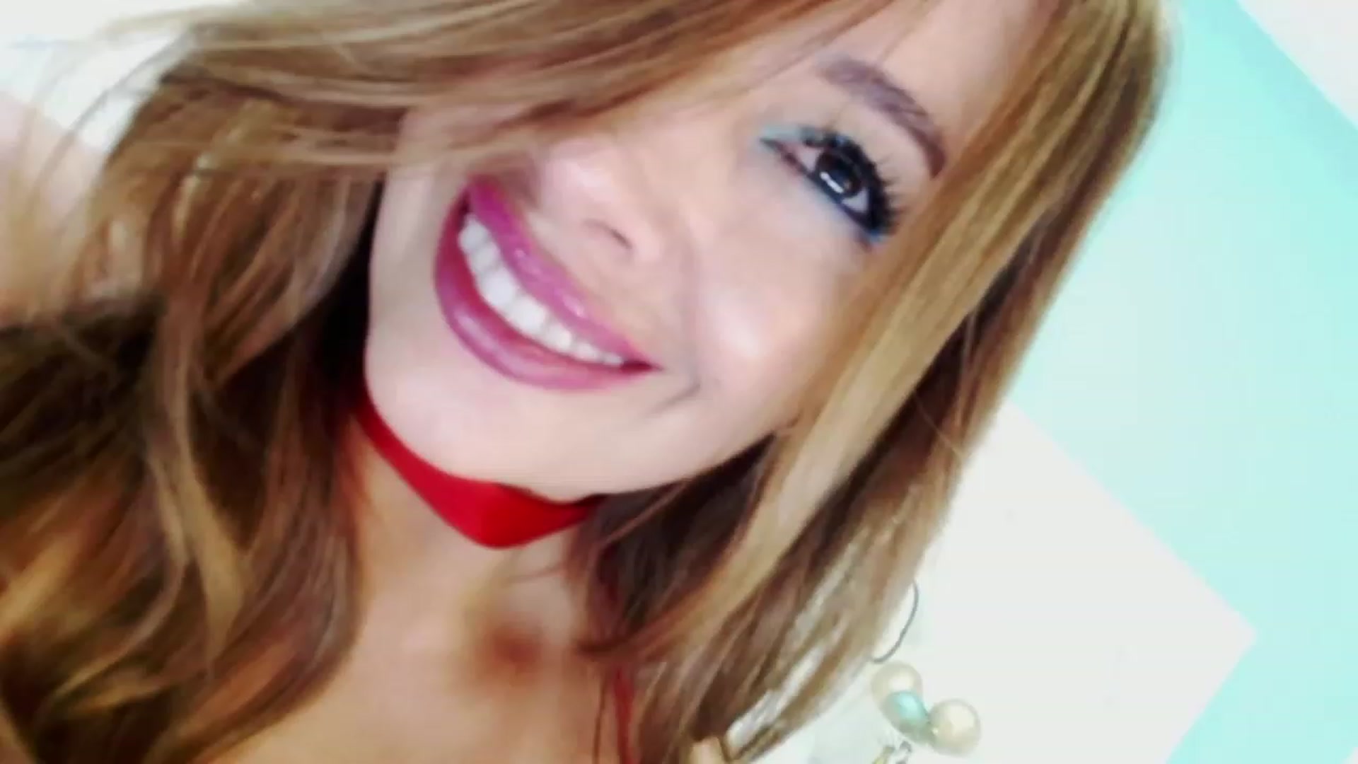 Gallery image thumbnail from Penelopelaure's myfreecams stream on, 11/19/2022, 20:47 image 4 of 20