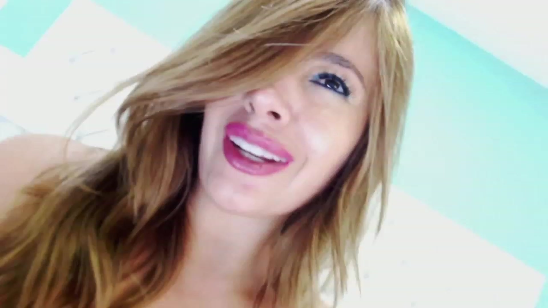 Gallery image thumbnail from Penelopelaure's myfreecams stream on, 11/25/2022, 18:55 image 5 of 20