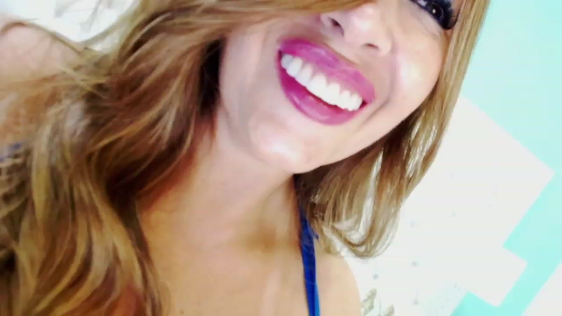 Gallery image thumbnail from Penelopelaure's myfreecams stream on, 11/28/2022, 13:55 image 1 of 20