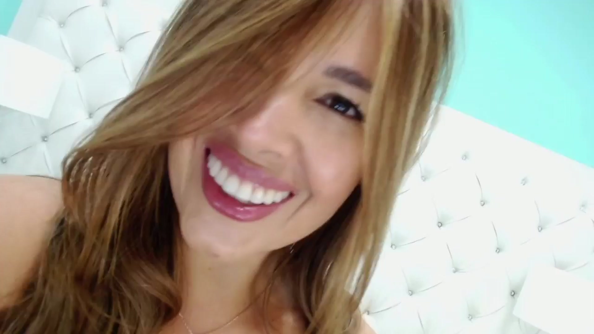 Gallery image thumbnail from Penelopelaure's myfreecams stream on, 03/26/2024, 14:18 image 4 of 20