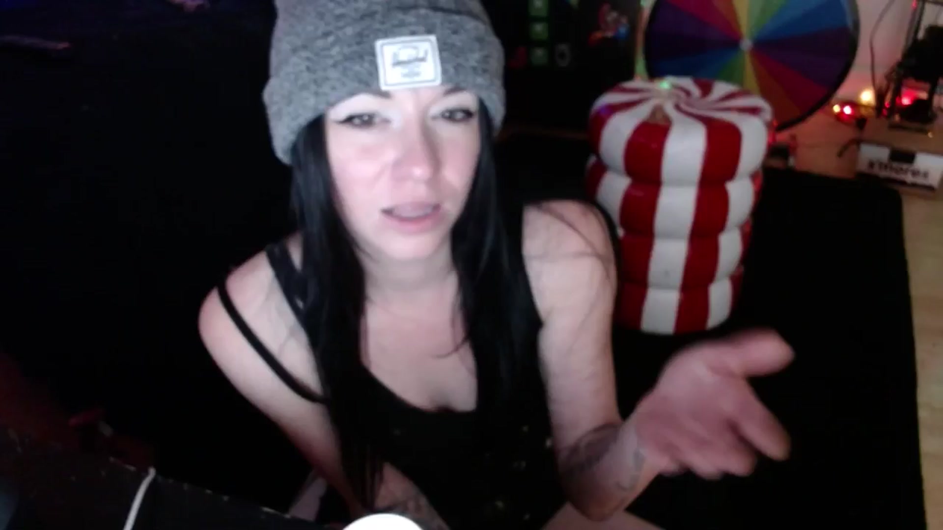 Gallery image thumbnail from Pengo's myfreecams stream on, 11/06/2025, 12:50 image 4 of 20
