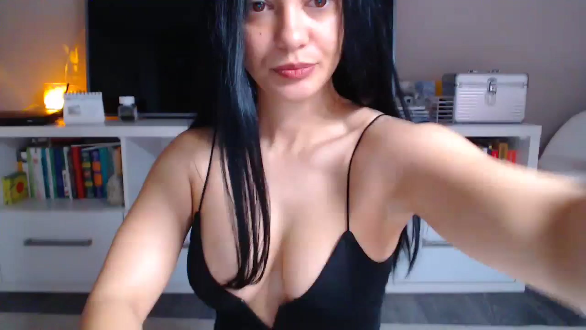 Gallery image thumbnail from Pennellop's myfreecams stream on, 11/25/2023, 08:45 image 8 of 20