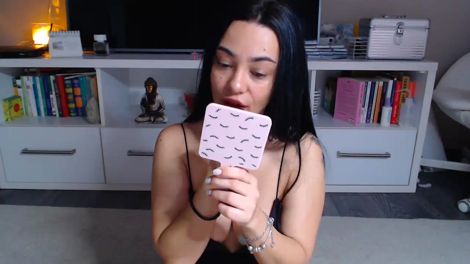 Gallery image thumbnail from Pennellop's myfreecams stream on, 11/25/2023, 08:45 image 11 of 20
