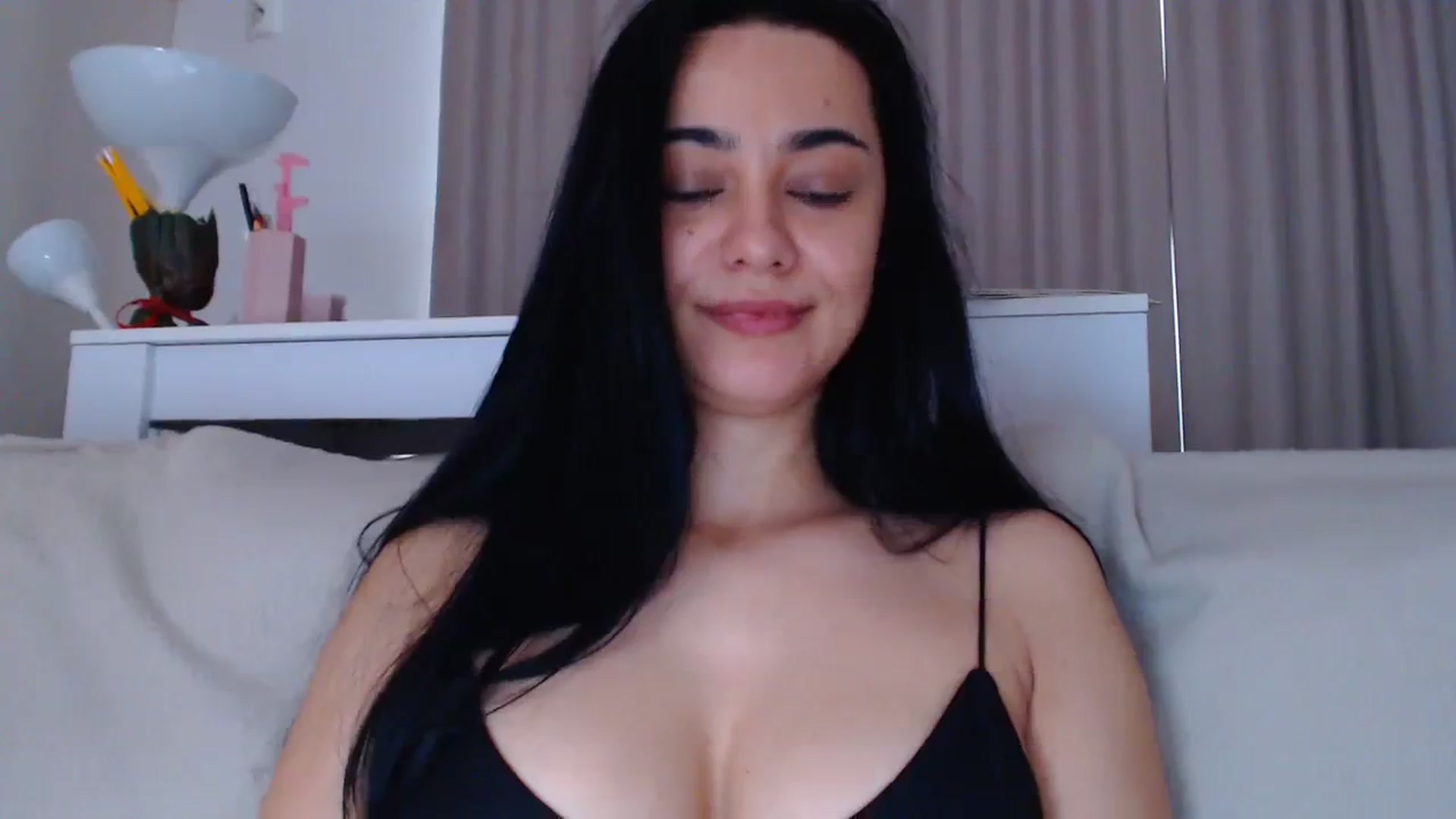 Gallery image thumbnail from Pennellop's myfreecams stream on, 11/25/2023, 10:13 image 20 of 20