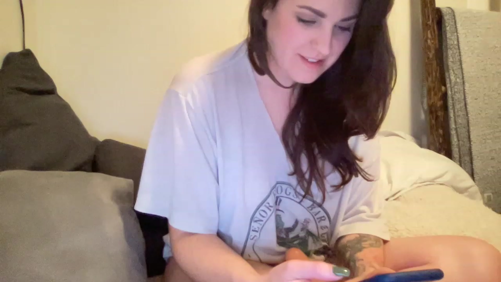 Gallery image thumbnail from PennieGold's myfreecams stream on, 11/20/2022, 02:52 image 15 of 20