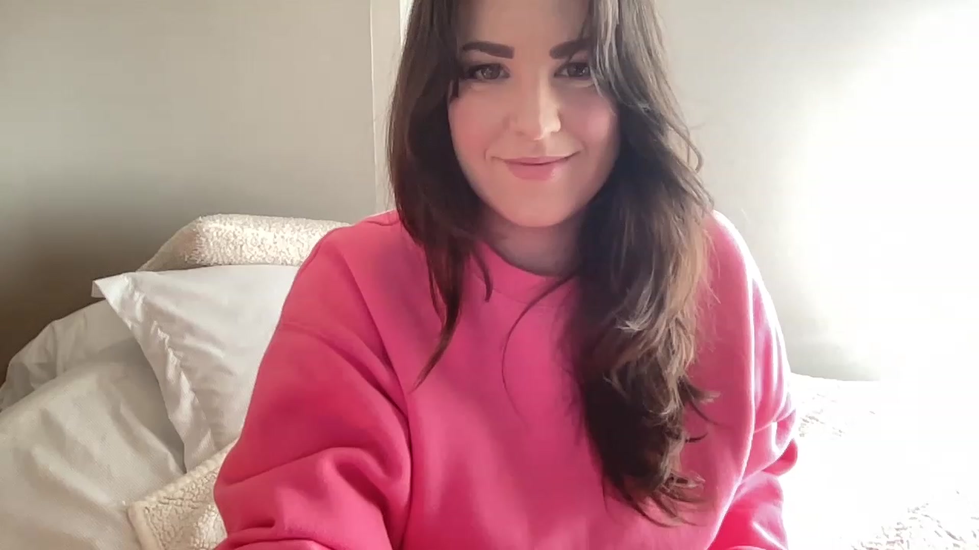 Gallery image thumbnail from PennieGold's myfreecams stream on, 11/21/2022, 18:19 image 2 of 20