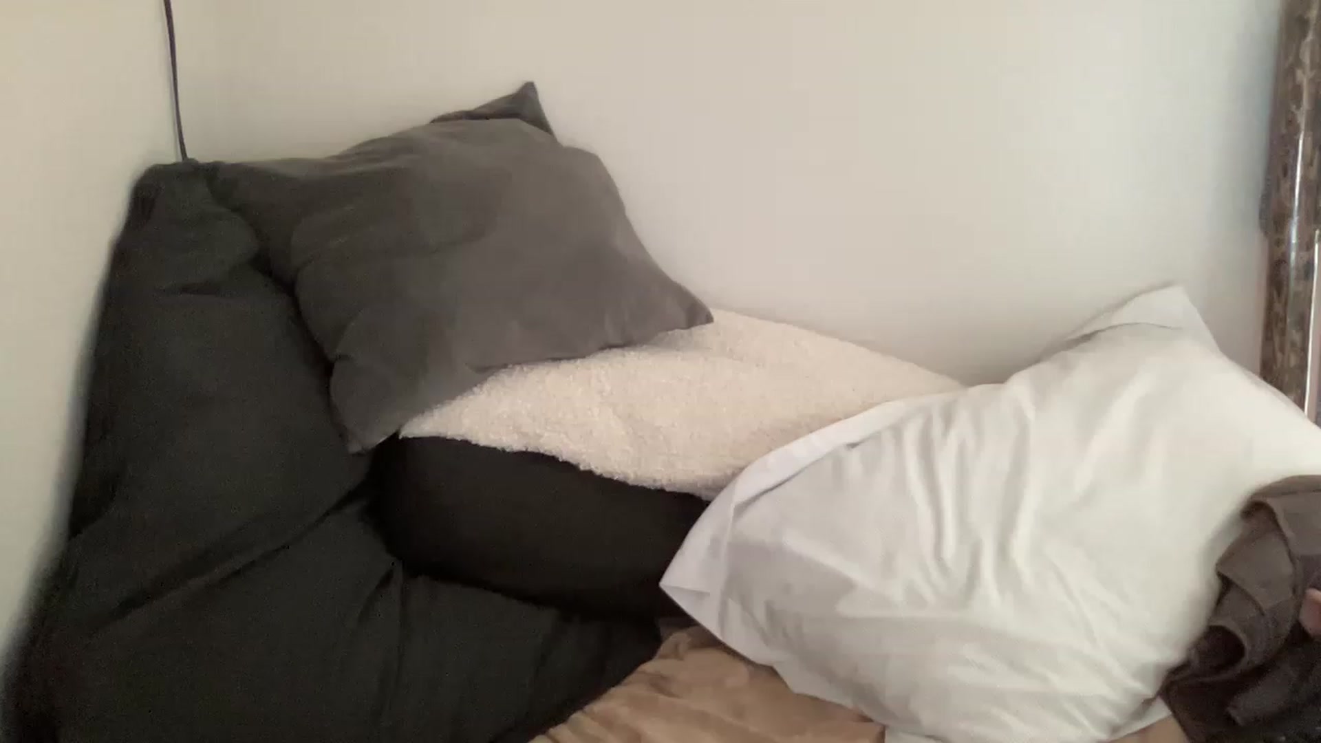 Gallery image thumbnail from PennieGold's myfreecams stream on, 11/24/2022, 22:13 image 16 of 20