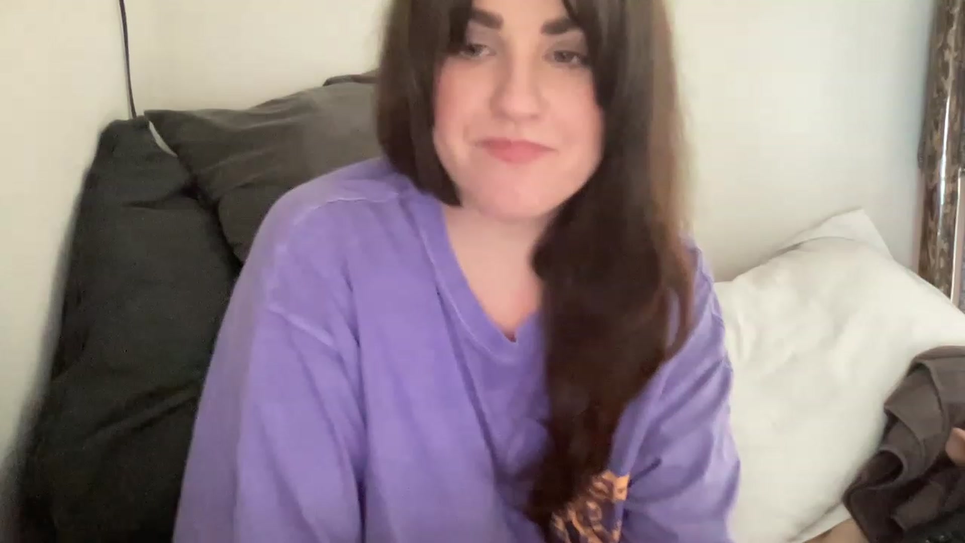 Gallery image thumbnail from PennieGold's myfreecams stream on, 11/24/2022, 22:13 image 4 of 20