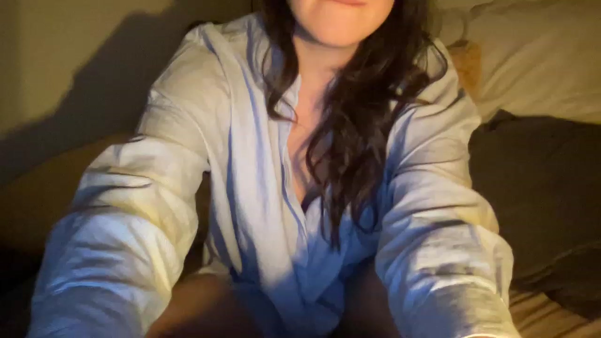 Gallery image thumbnail from PennieGold's myfreecams stream on, 12/24/2022, 04:06 image 19 of 20