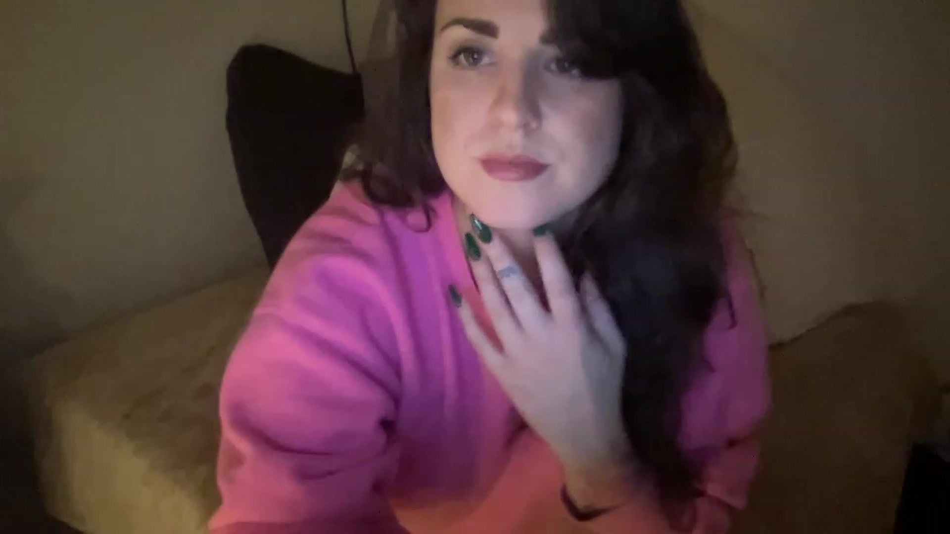 Gallery image thumbnail from PennieGold's myfreecams stream on, 12/28/2022, 01:53 image 15 of 20