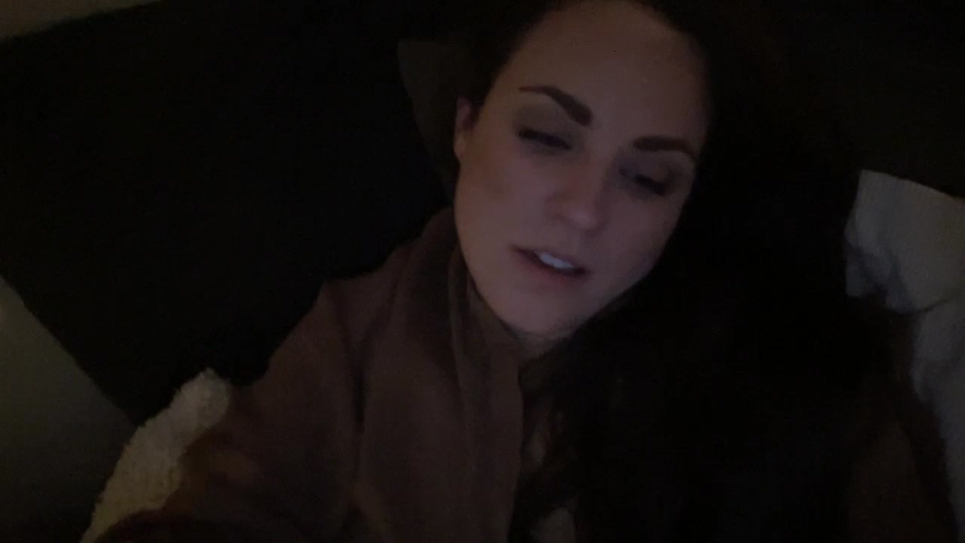 Gallery image thumbnail from PennieGold's myfreecams stream on, 12/30/2022, 04:06 image 16 of 20