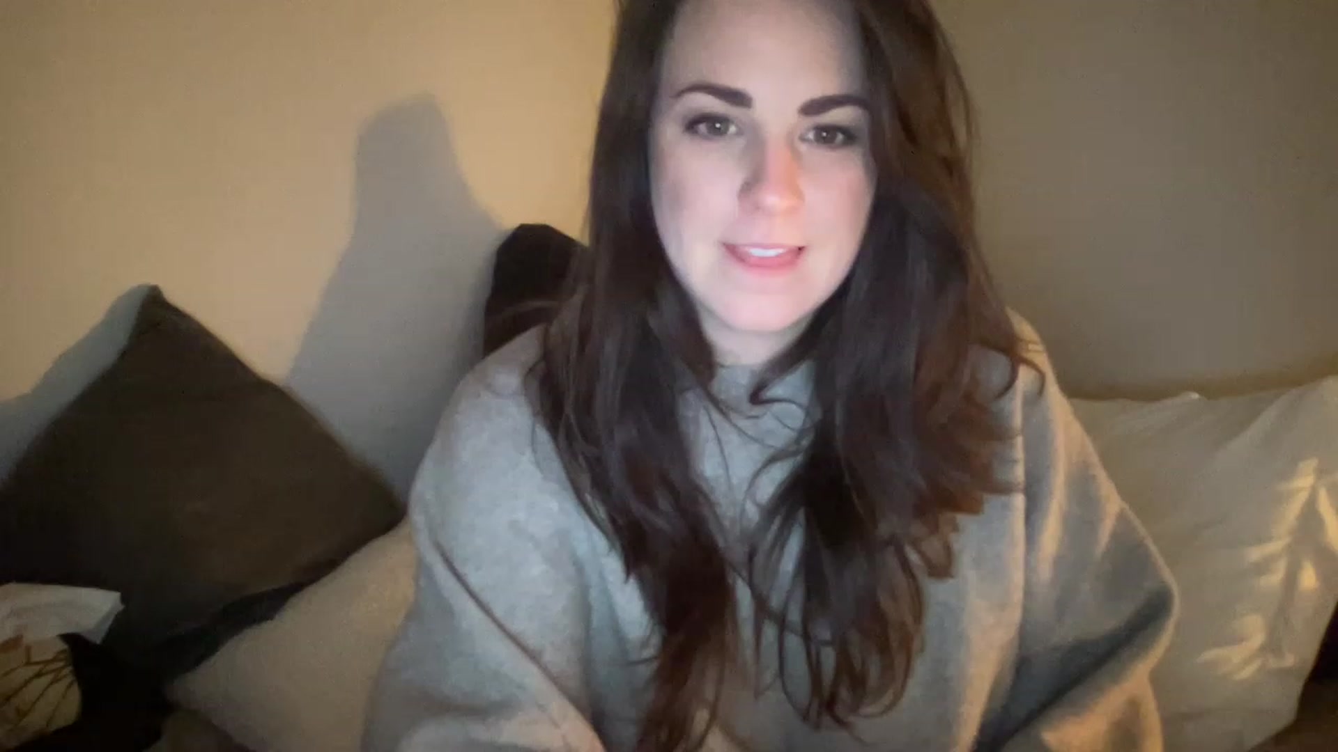 Gallery image thumbnail from PennieGold's myfreecams stream on, 12/30/2022, 22:21 image 5 of 20