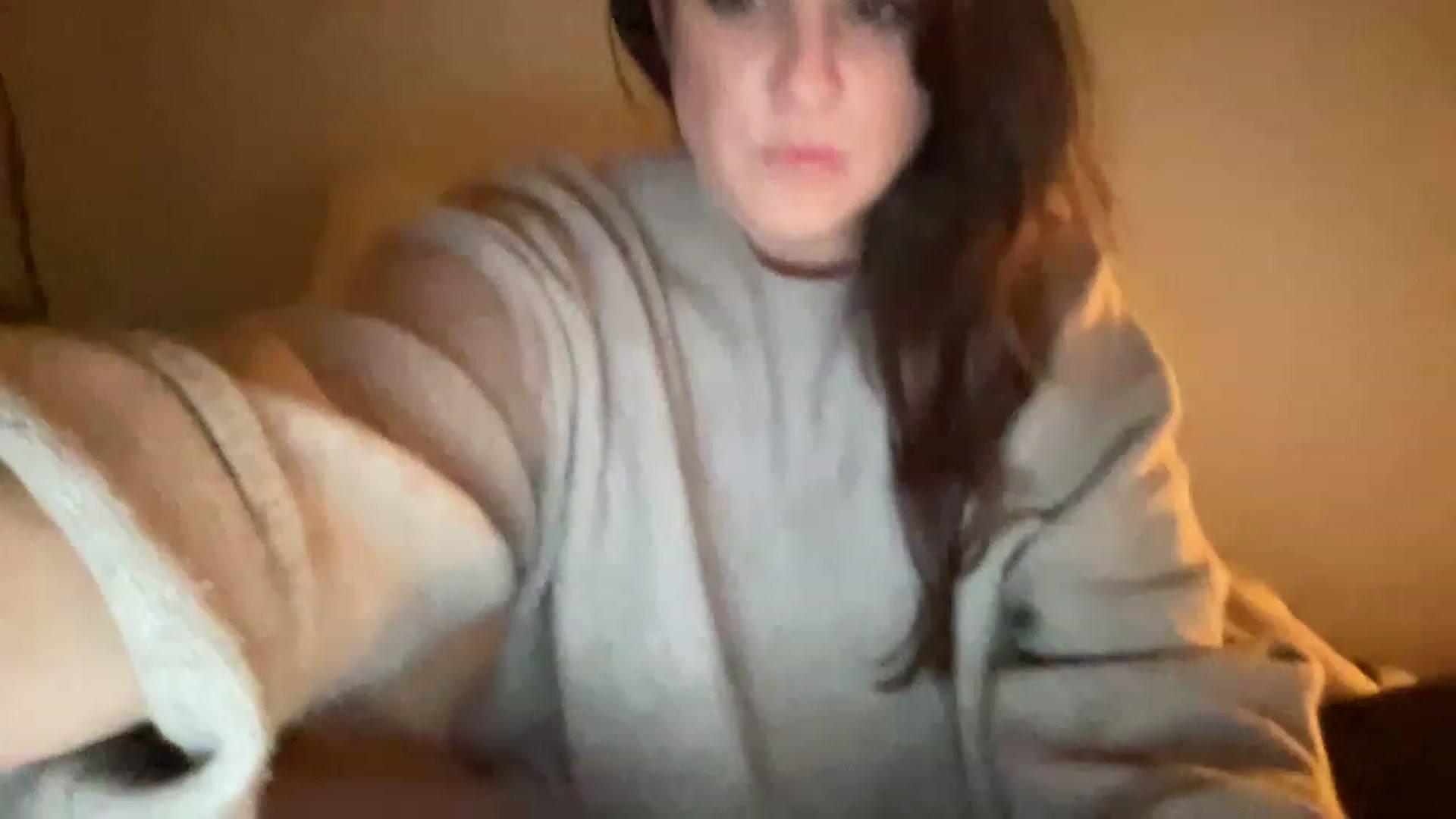 Gallery image thumbnail from PennieGold's myfreecams stream on, 12/31/2022, 01:49 image 5 of 20