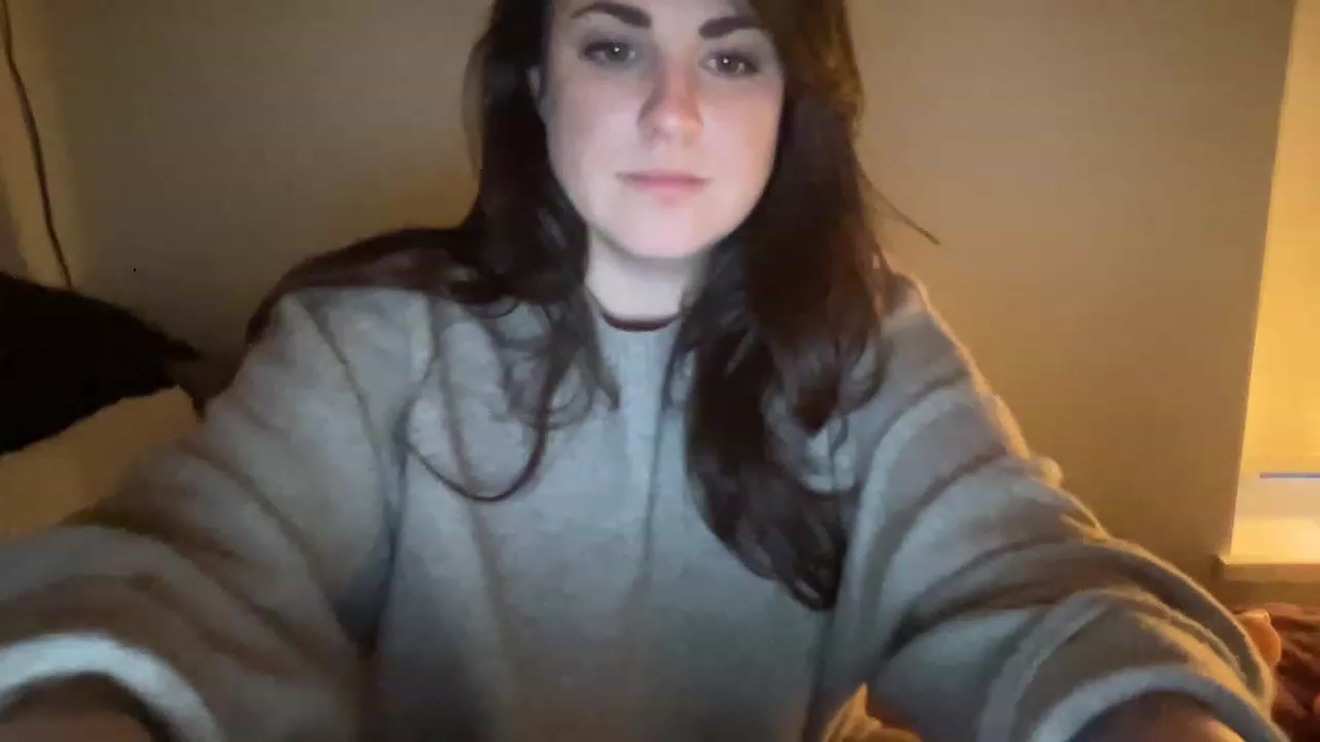 Gallery image thumbnail from PennieGold's myfreecams stream on, 12/31/2022, 01:49 image 1 of 20
