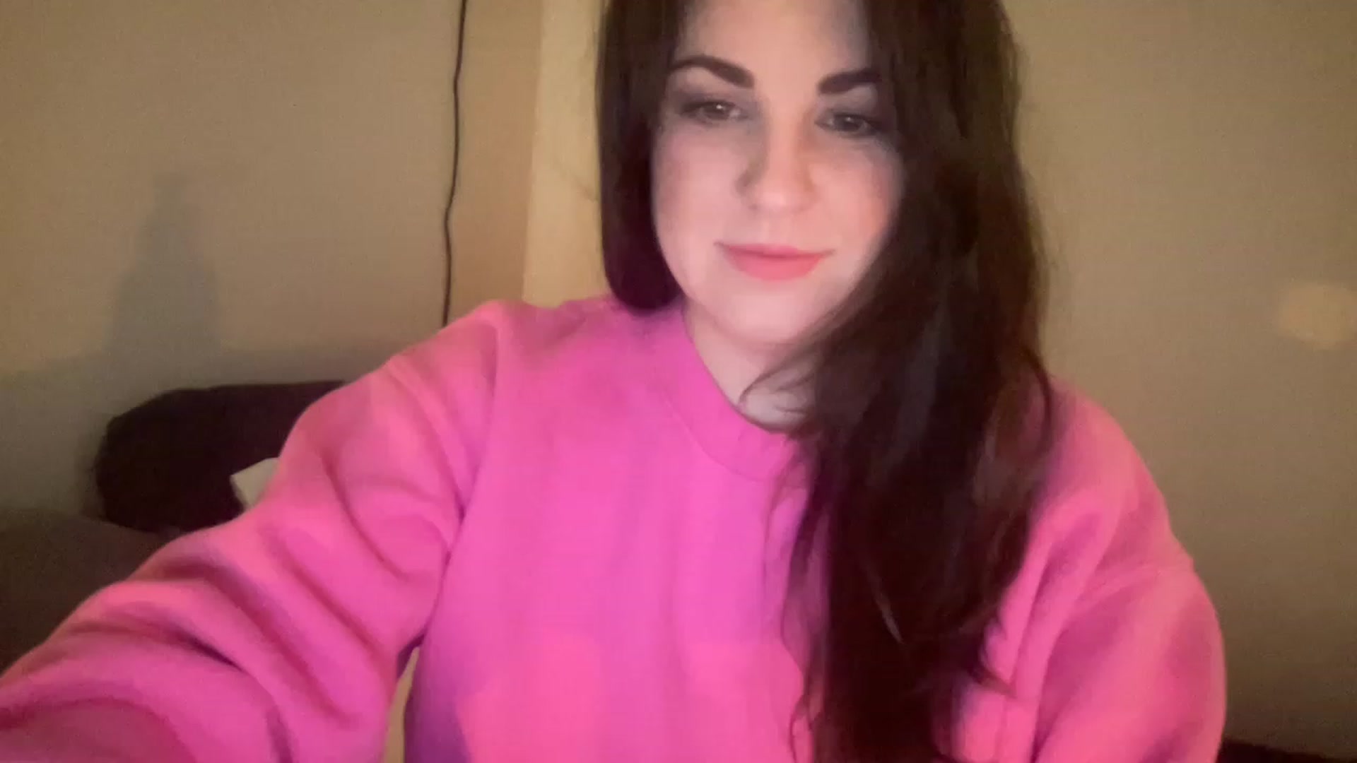 Gallery image thumbnail from PennieGold's myfreecams stream on, 01/18/2023, 21:16 image 1 of 20