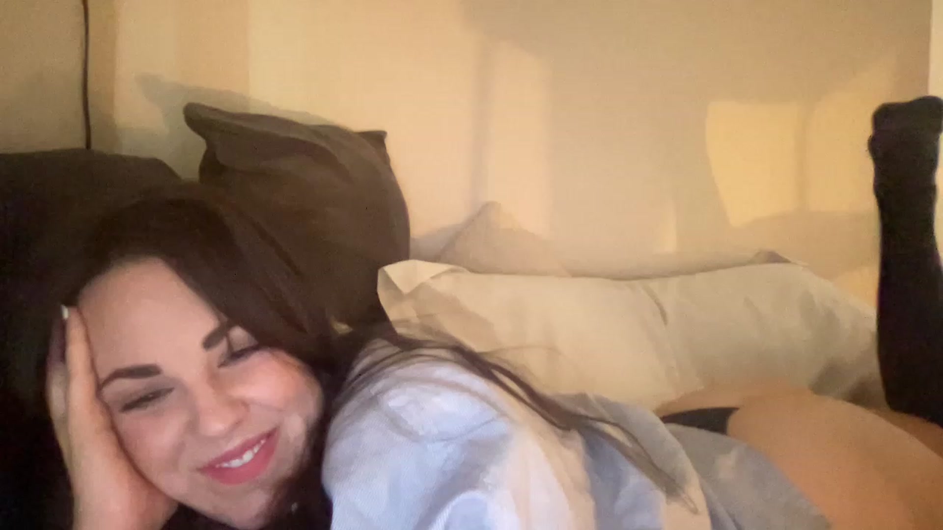 Gallery image thumbnail from PennieGold's myfreecams stream on, 01/18/2023, 21:16 image 20 of 20