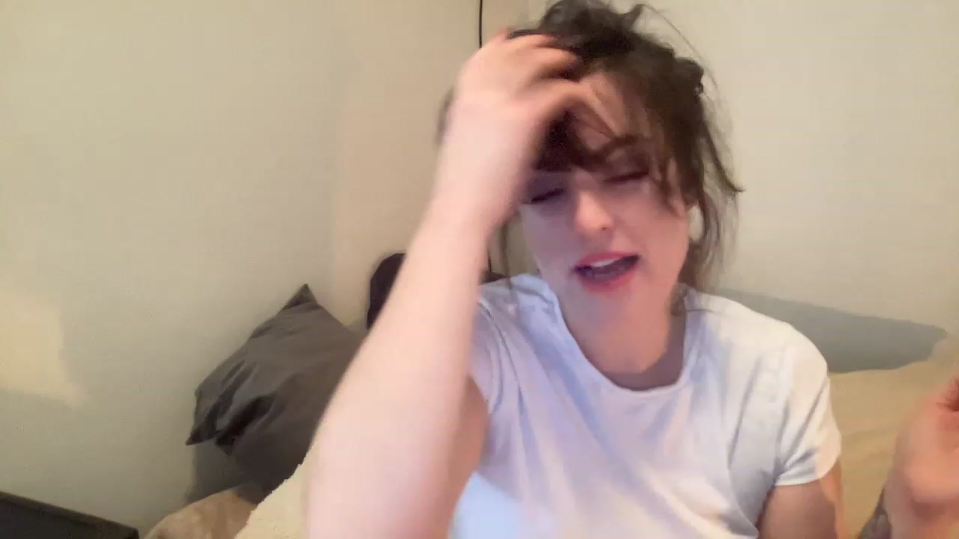 Gallery image thumbnail from PennieGold's myfreecams stream on, 02/07/2023, 19:21 image 5 of 20