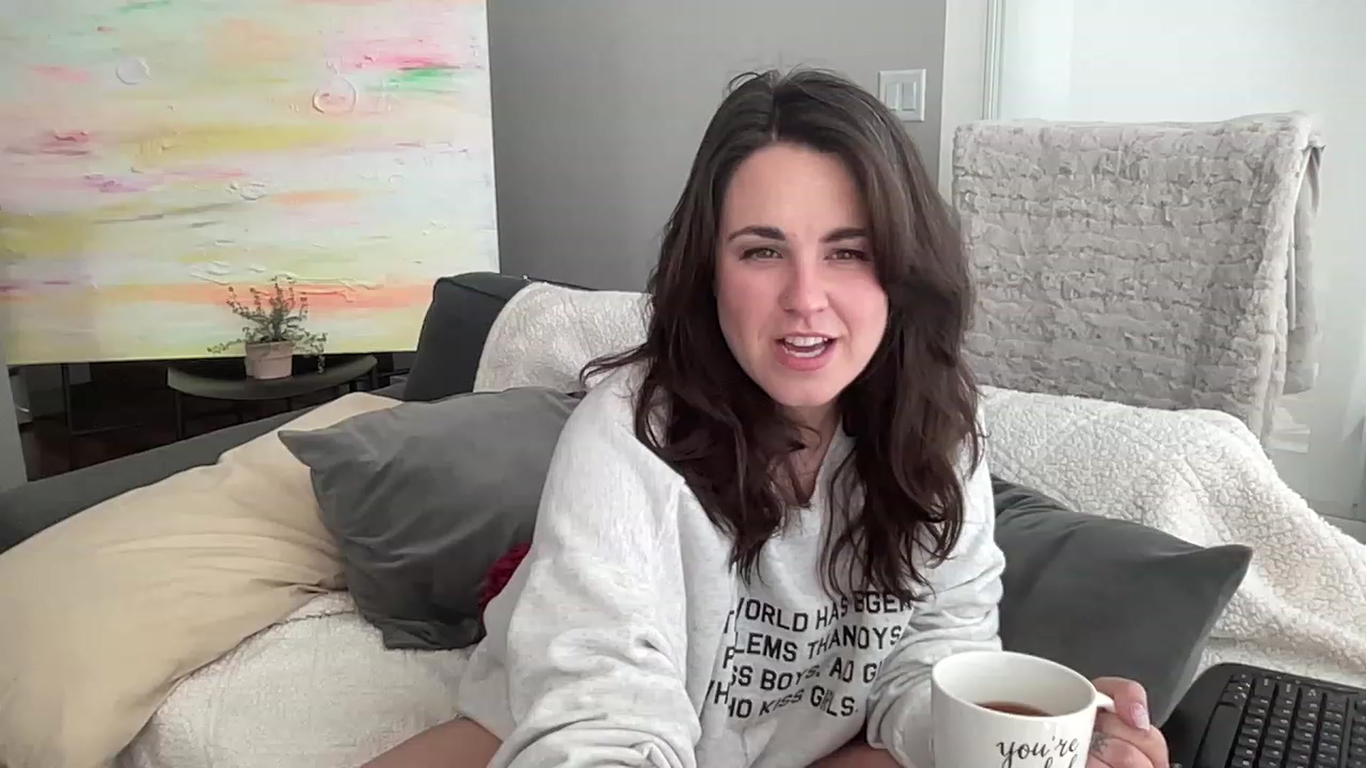 Gallery image thumbnail from PennieGold's myfreecams stream on, 05/31/2023, 19:11 image 4 of 20