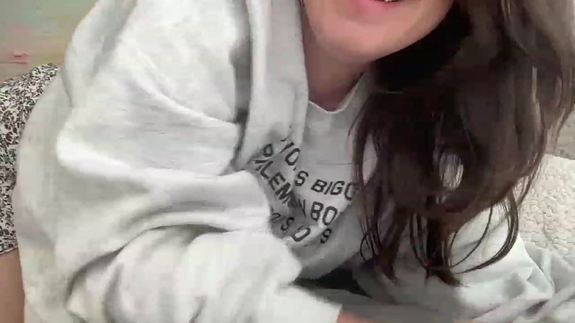 Gallery image thumbnail from PennieGold's myfreecams stream on, 05/31/2023, 20:21 image 4 of 20