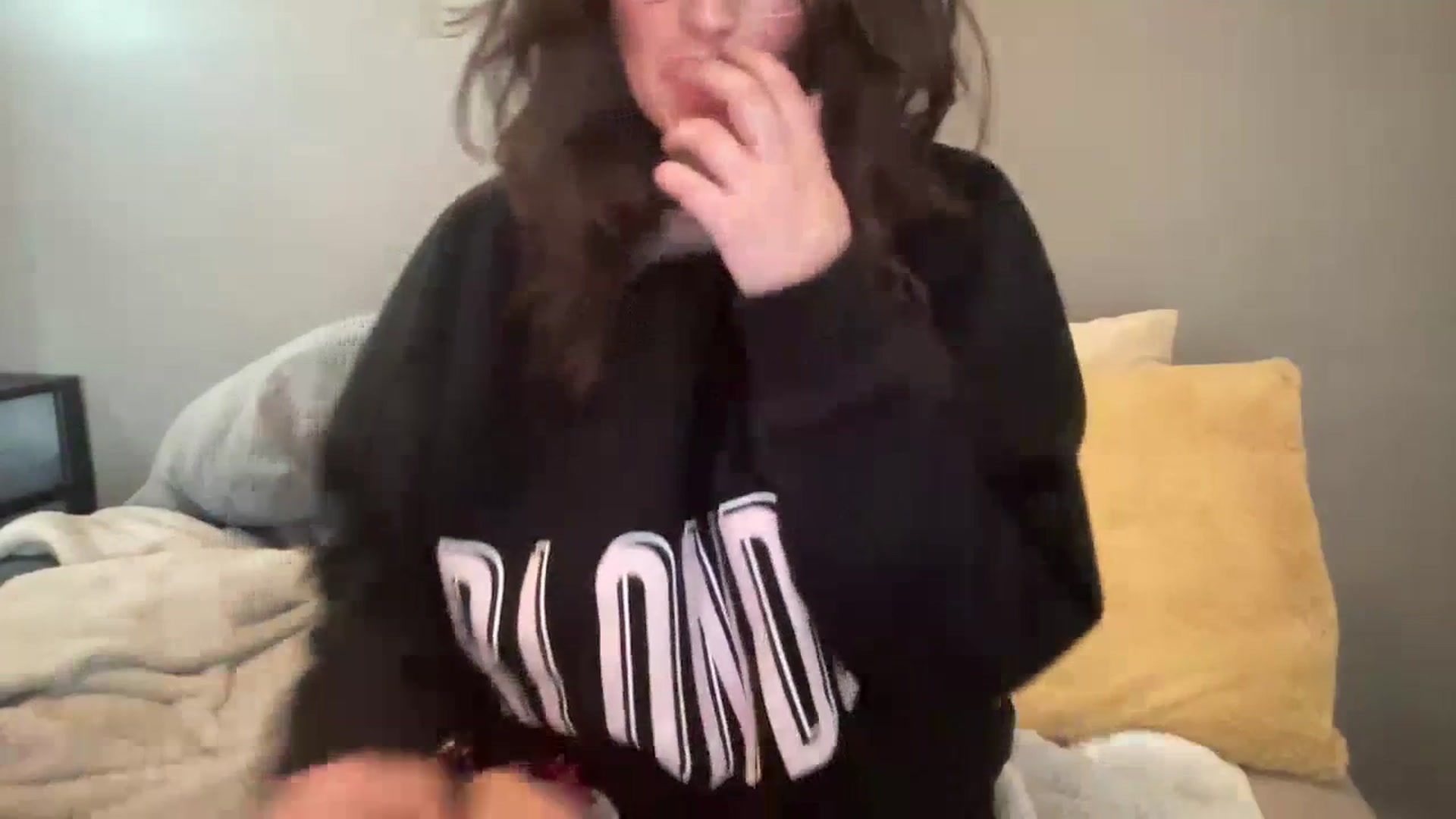 Gallery image thumbnail from PennieGold's myfreecams stream on, 06/04/2023, 02:10 image 16 of 20