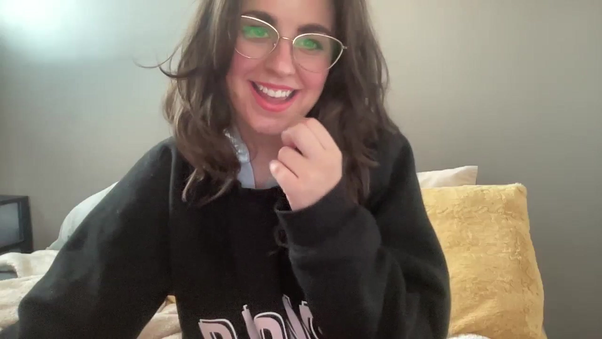 Gallery image thumbnail from PennieGold's myfreecams stream on, 06/04/2023, 02:10 image 6 of 20