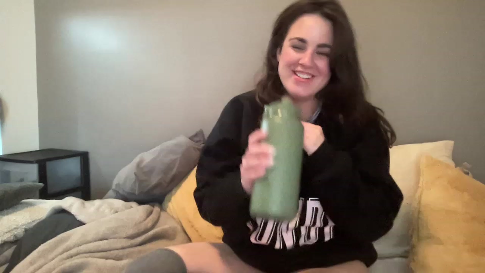 Gallery image thumbnail from PennieGold's myfreecams stream on, 06/04/2023, 04:00 image 1 of 20