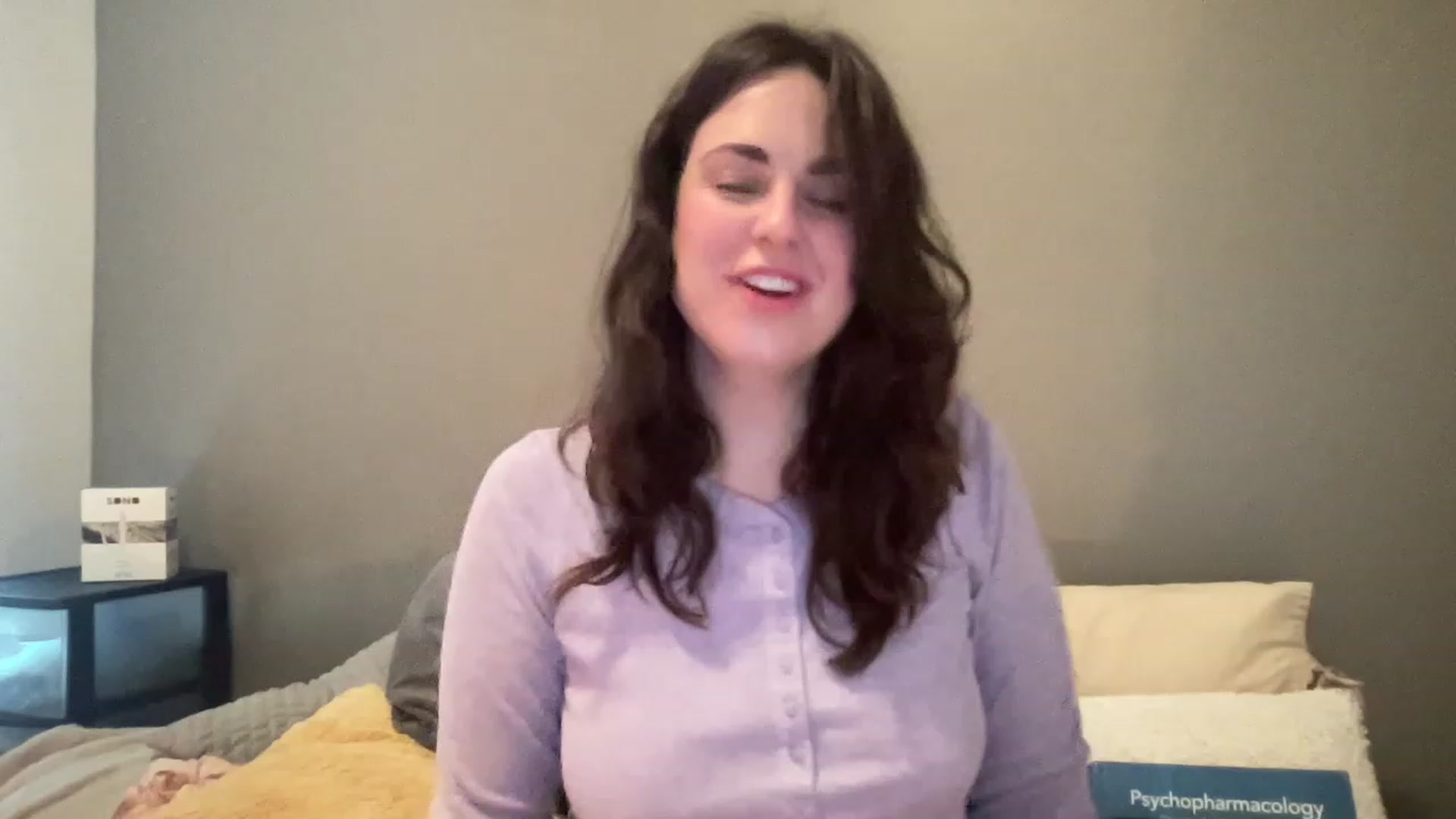 Gallery image thumbnail from PennieGold's myfreecams stream on, 06/05/2023, 20:25 image 6 of 20