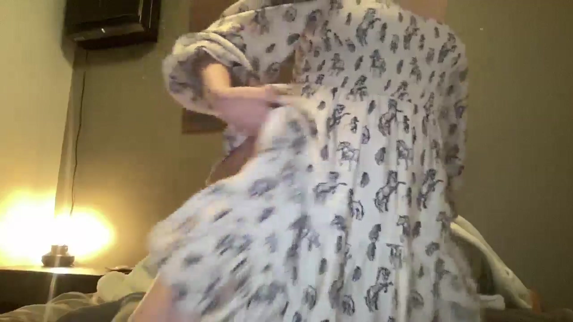 Gallery image thumbnail from PennieGold's myfreecams stream on, 02/05/2025, 22:29 image 7 of 20