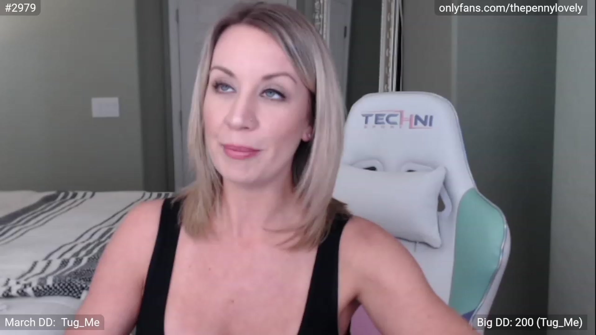 Gallery image thumbnail from PennyLovely's myfreecams stream on, 03/02/2023, 21:11 image 9 of 20