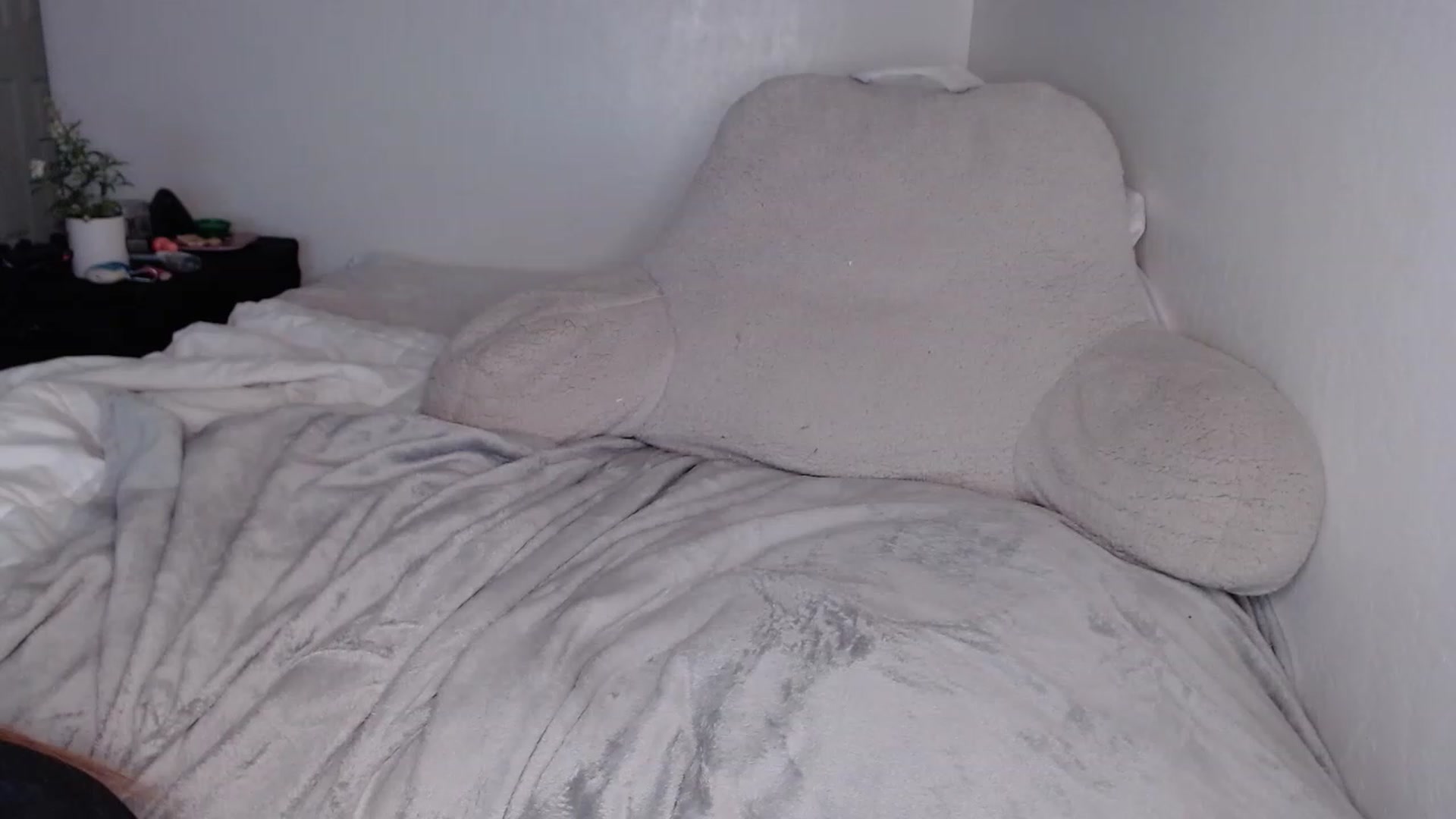 Gallery image thumbnail from Pennyoctober's myfreecams stream on, 02/12/2023, 11:48 image 17 of 20