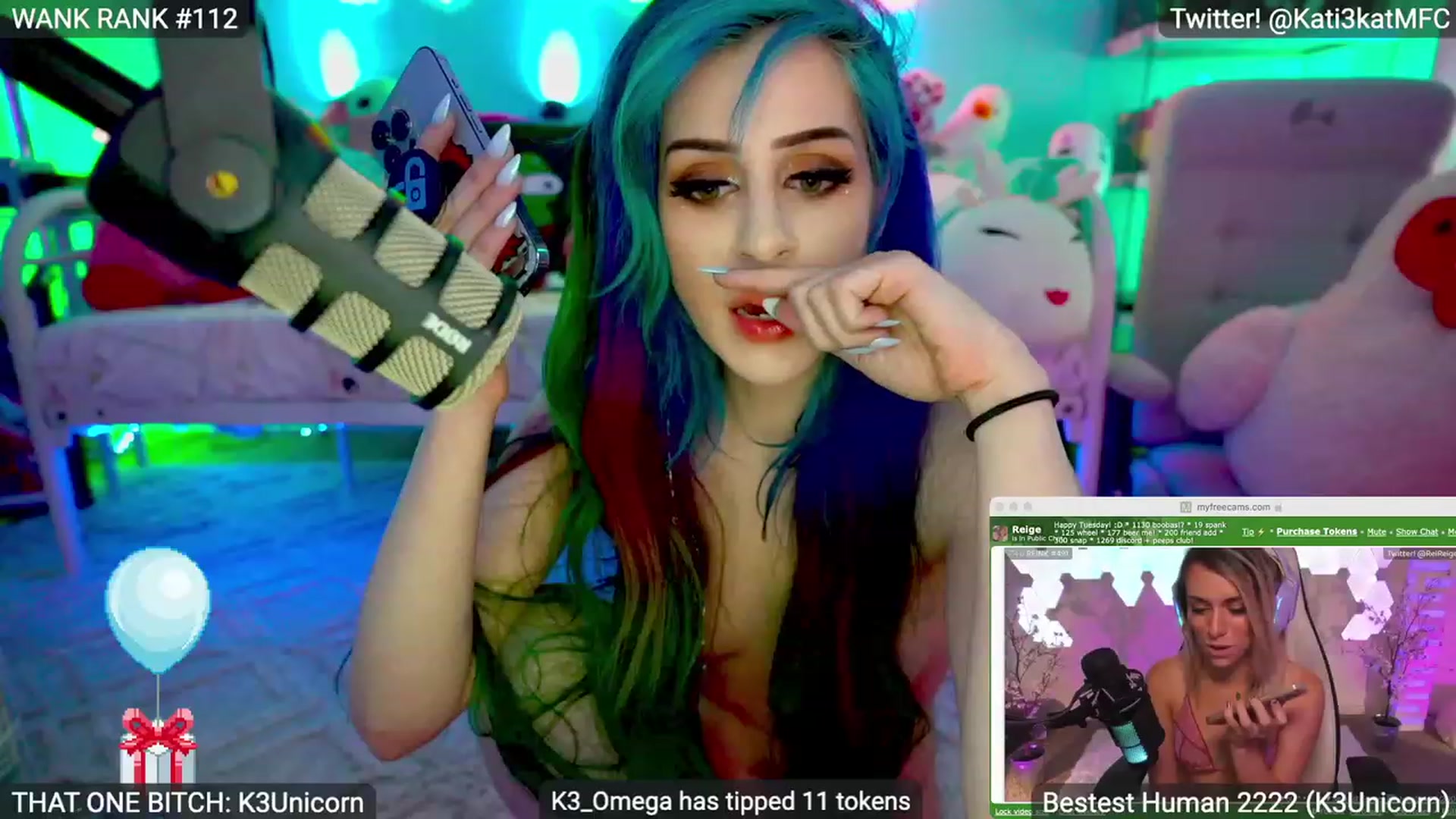 Gallery image thumbnail from Pep3_Silvia's myfreecams stream on, 07/19/2023, 06:20 image 13 of 20